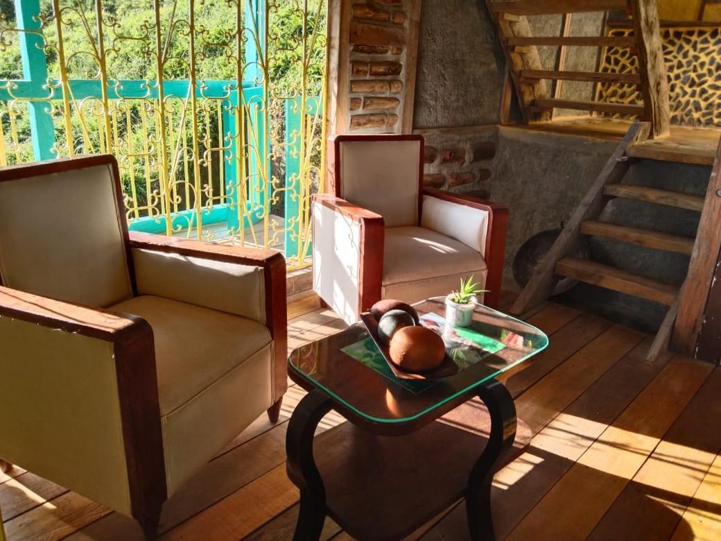 Tarragona Hostal سانتا روزا دي كابال المظهر الخارجي الصورة