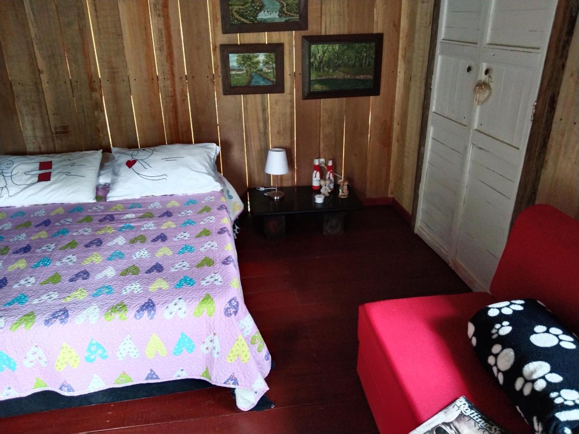 Tarragona Hostal سانتا روزا دي كابال الغرفة الصورة