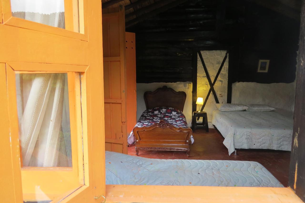 Tarragona Hostal سانتا روزا دي كابال المظهر الخارجي الصورة
